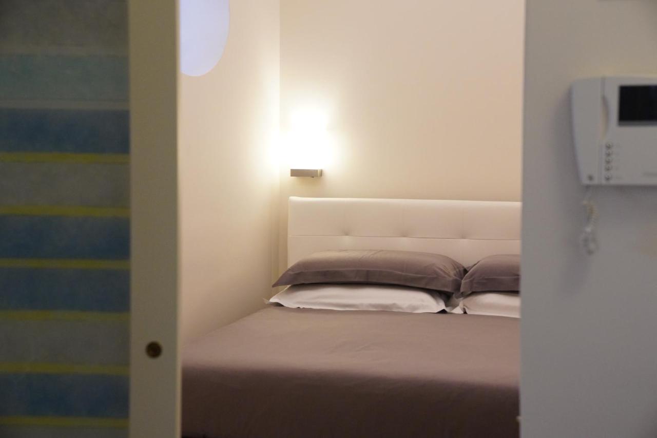Santa Cesarea Residence Casa Vacanze - La Vetta Del Sasso Barisano 马泰拉 外观 照片